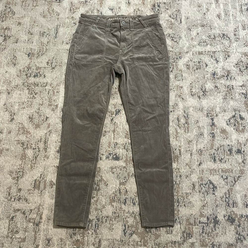 Green Courdoroy American Eagle skinny jeans